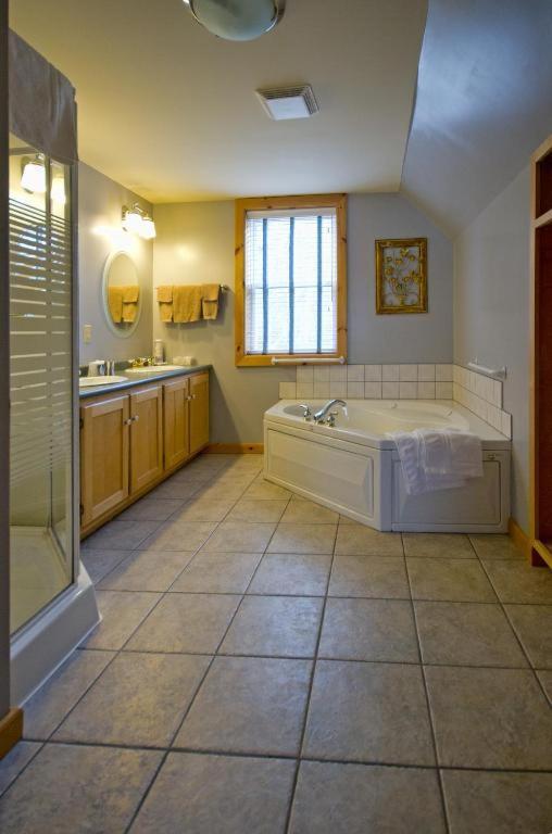 Mackenzie Motel & Cottages シェルバーン エクステリア 写真