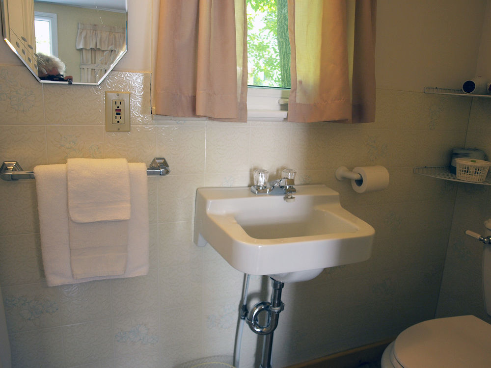 Mackenzie Motel & Cottages シェルバーン エクステリア 写真
